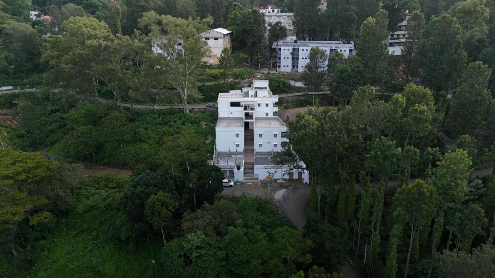 Hotel Peppers Yercaud Extérieur photo