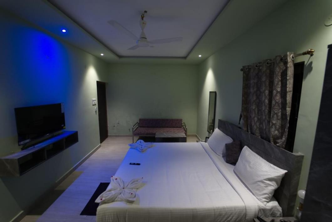 Hotel Peppers Yercaud Extérieur photo