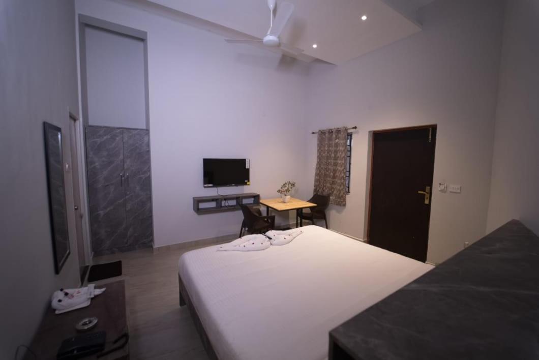 Hotel Peppers Yercaud Extérieur photo